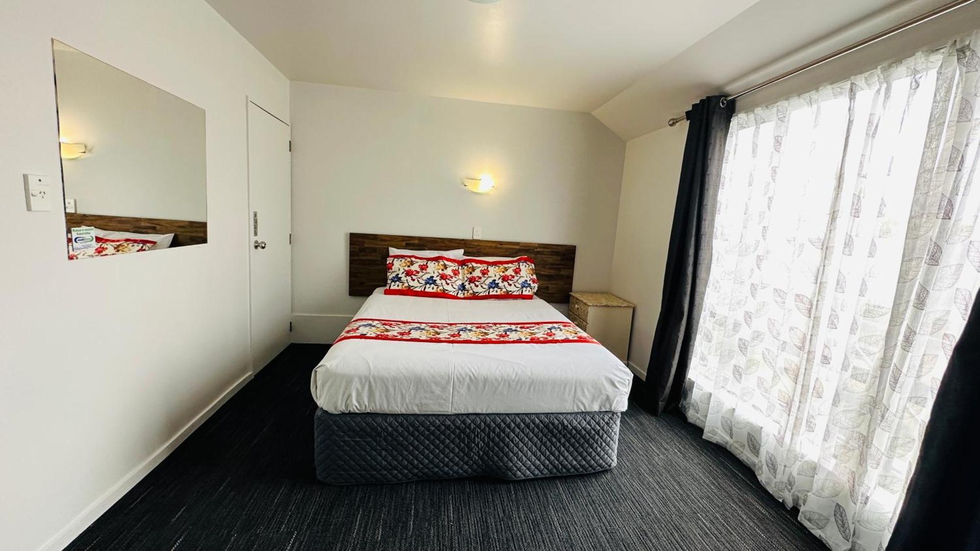 Samhil Motor Lodge Christchurch Exterior foto